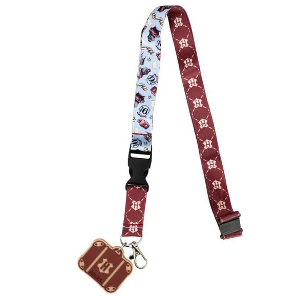 Harry Potter Hogwarts Express Lanyard and Pin Set - Wizarding World Gifts - Picture 3 of 7